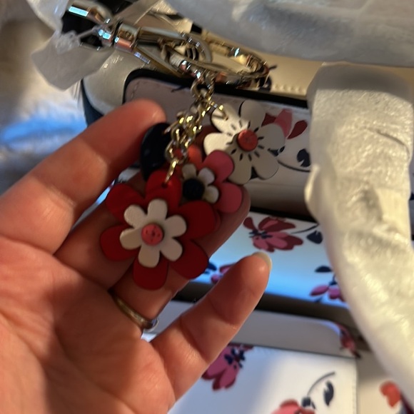 COPY - Rare Kate Spade “Staci Tea Toss” BRAND NEW- satchel/ crossbody floral bag - Picture 4 of 8